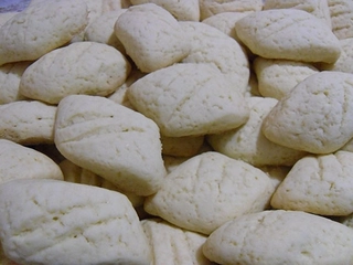 Margarinsiz Un Kurabiyesi Tarifi ve Malzemeleri