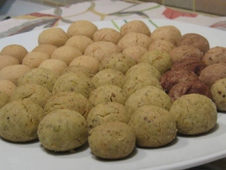 Tahinli Un Kurabiyesi Tarifi ve Malzemeleri